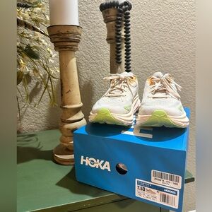 Hoka One One Clifton 9 (Women's) Vanilla/Astral